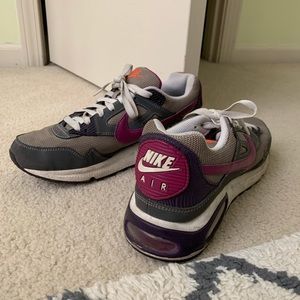 NIKE AIR tennis shoes
